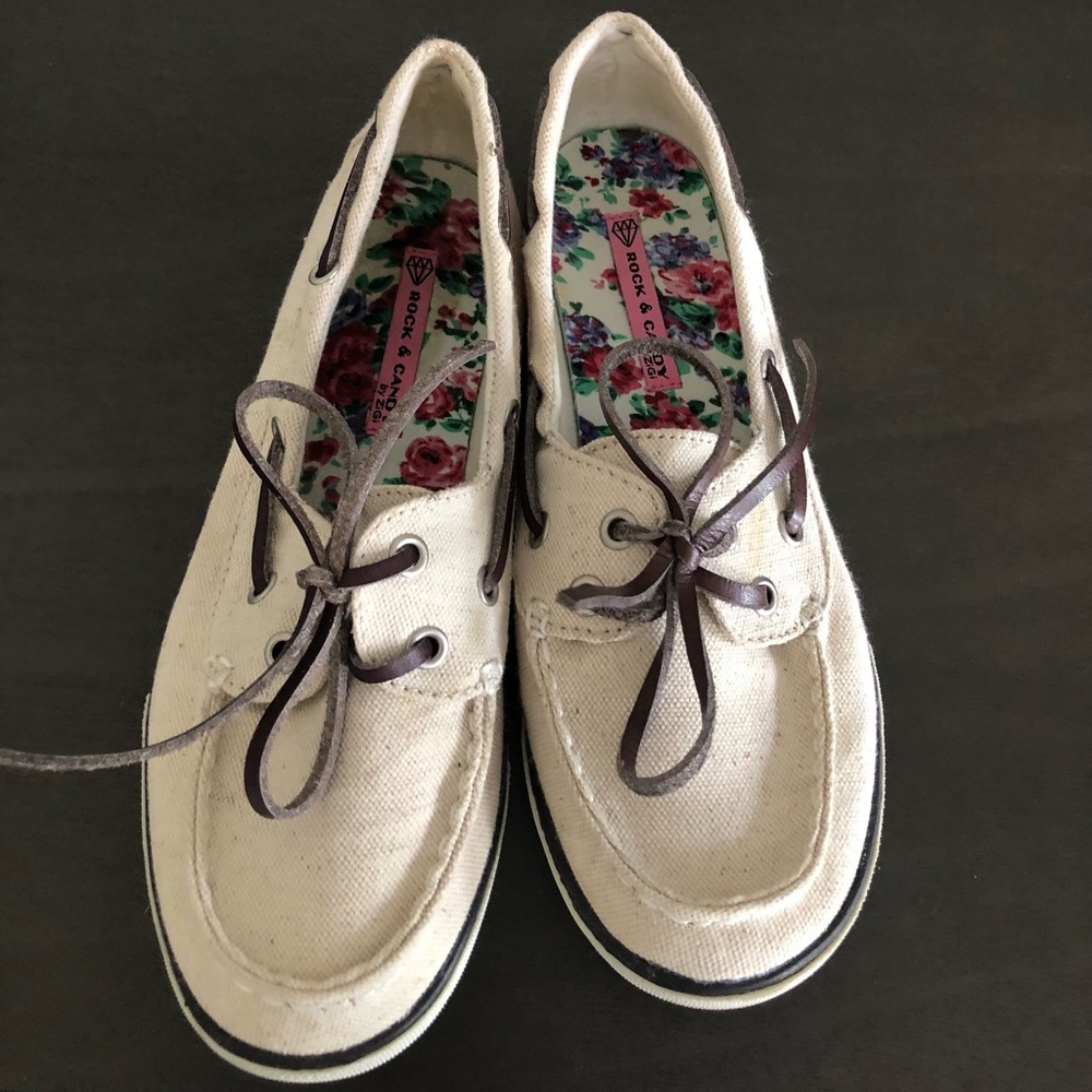 Women’s moccasin